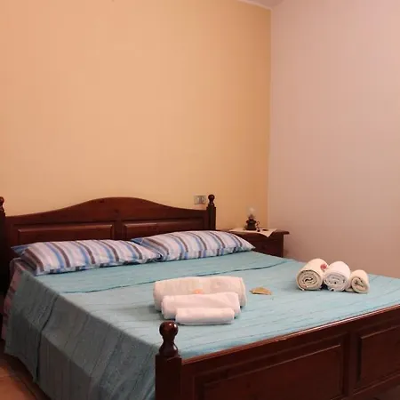 Agriturismo L' Agrumeto 팜스테이 *