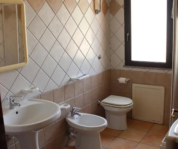 Agriturismo L' Agrumeto * Джиразоле