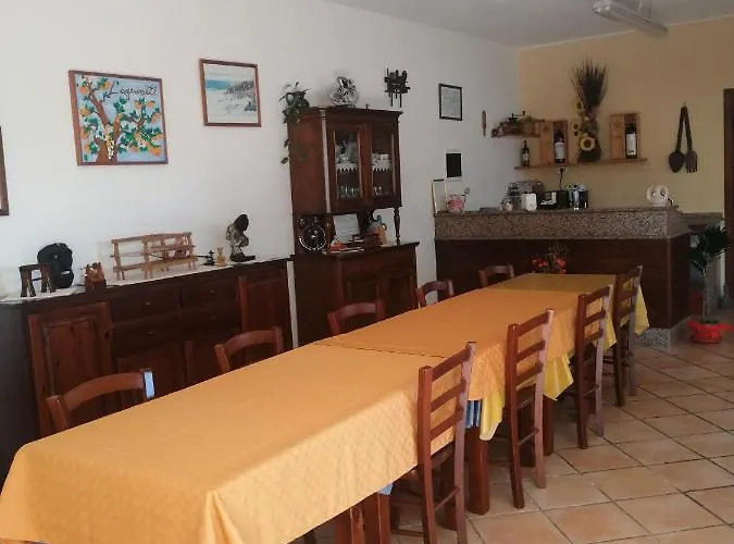 Agriturismo L' Agrumeto Джиразоле